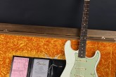 Fender Custom Shop 61 Stratocaster Journeyman Relic Olympic White.jpg